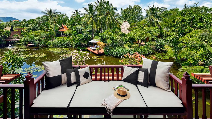 anantara-hua-hin-resort-junior-lagoon-view-suite-2-1920x1080.jpg